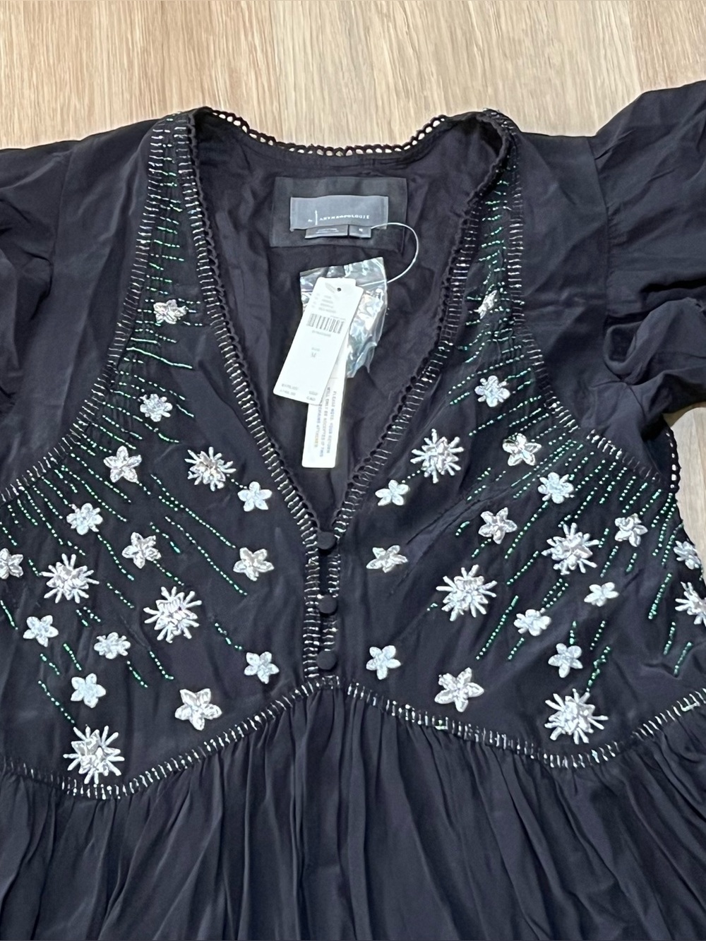 Anthropologie v neck sequin deco swing dress in black size medium - Picture 5 of 13